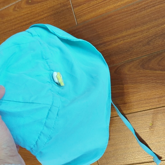 Three infant boys hats - Picture 3 of 5